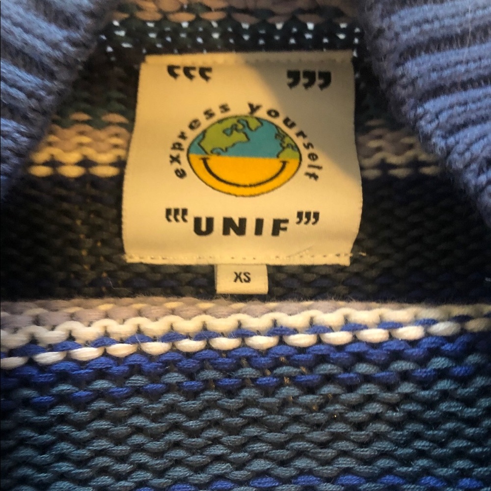 BRAND NEW UNIF SWEATER - Picture 3 of 6